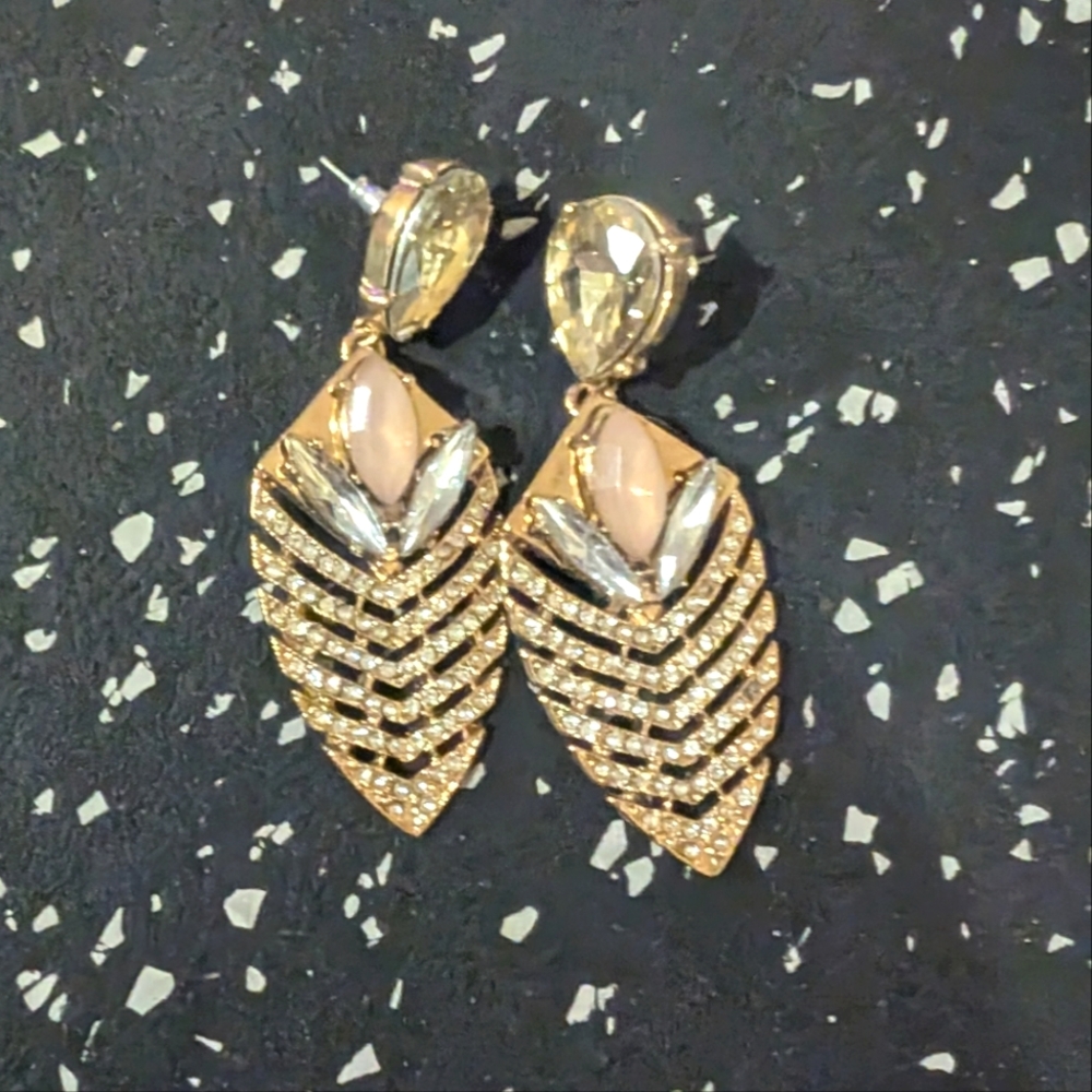 FREE with purchase.  Costume jewellery | Earrings